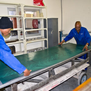 xDSC_0627_s Prepreg layup of composite products